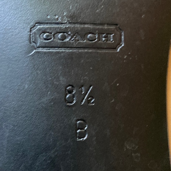 Coach Women Vtg tan smooth leather square toe dress shoes with bow size 8.5 - Picture 11 of 11